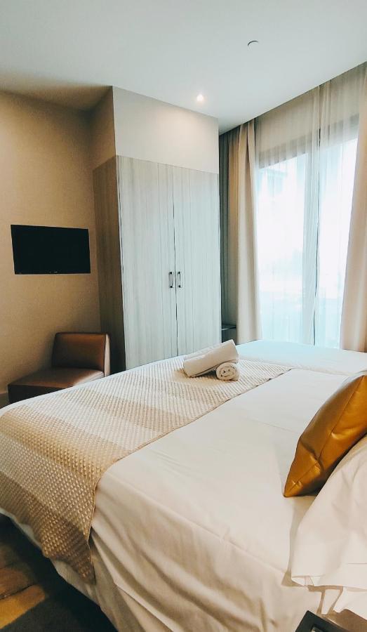Bed and Breakfast Casa Balmes Barcelona Exterior foto