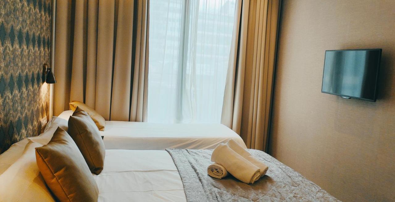 Bed and Breakfast Casa Balmes Barcelona Exterior foto