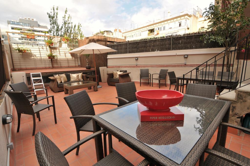 Bed and Breakfast Casa Balmes Barcelona Exterior foto